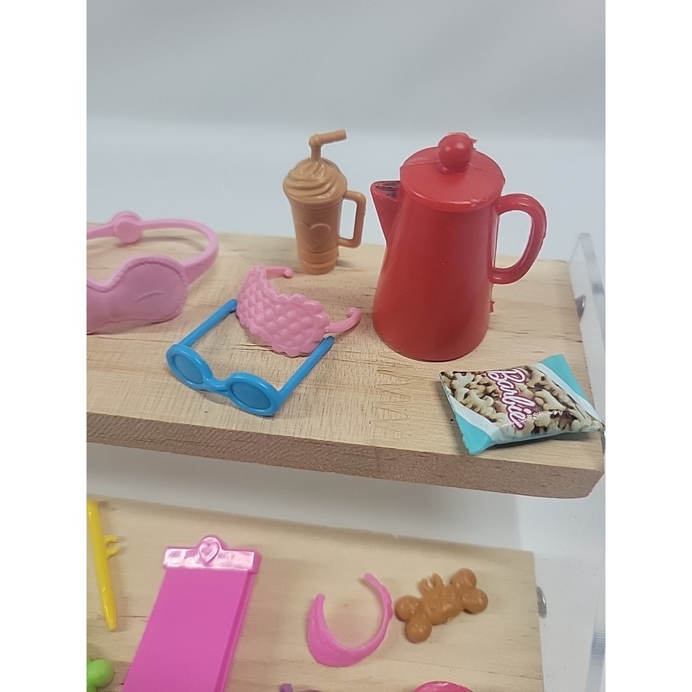 Barbie Accessories 80s/90s Playset 40 Piece Lot - Picture 6 of 7